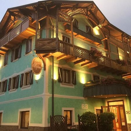 Hotel Alpina 平佐洛 外观 照片